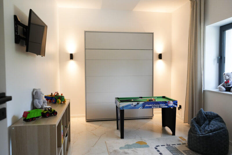 33-52-DSC02000